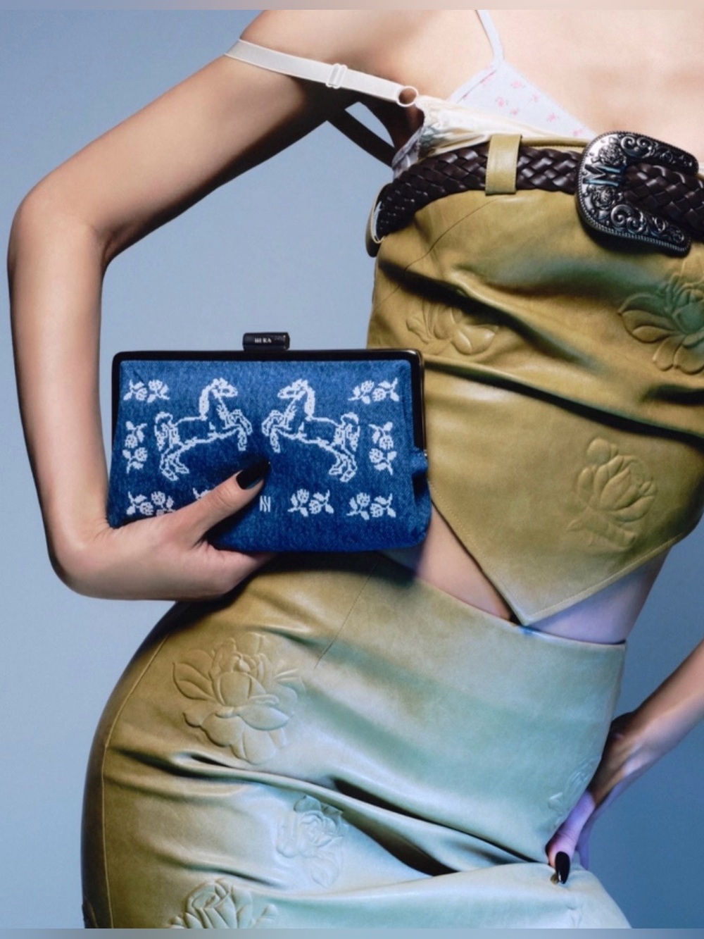 Hera&MarkGong Blue Embroidered Horse Clutch - Women Bags